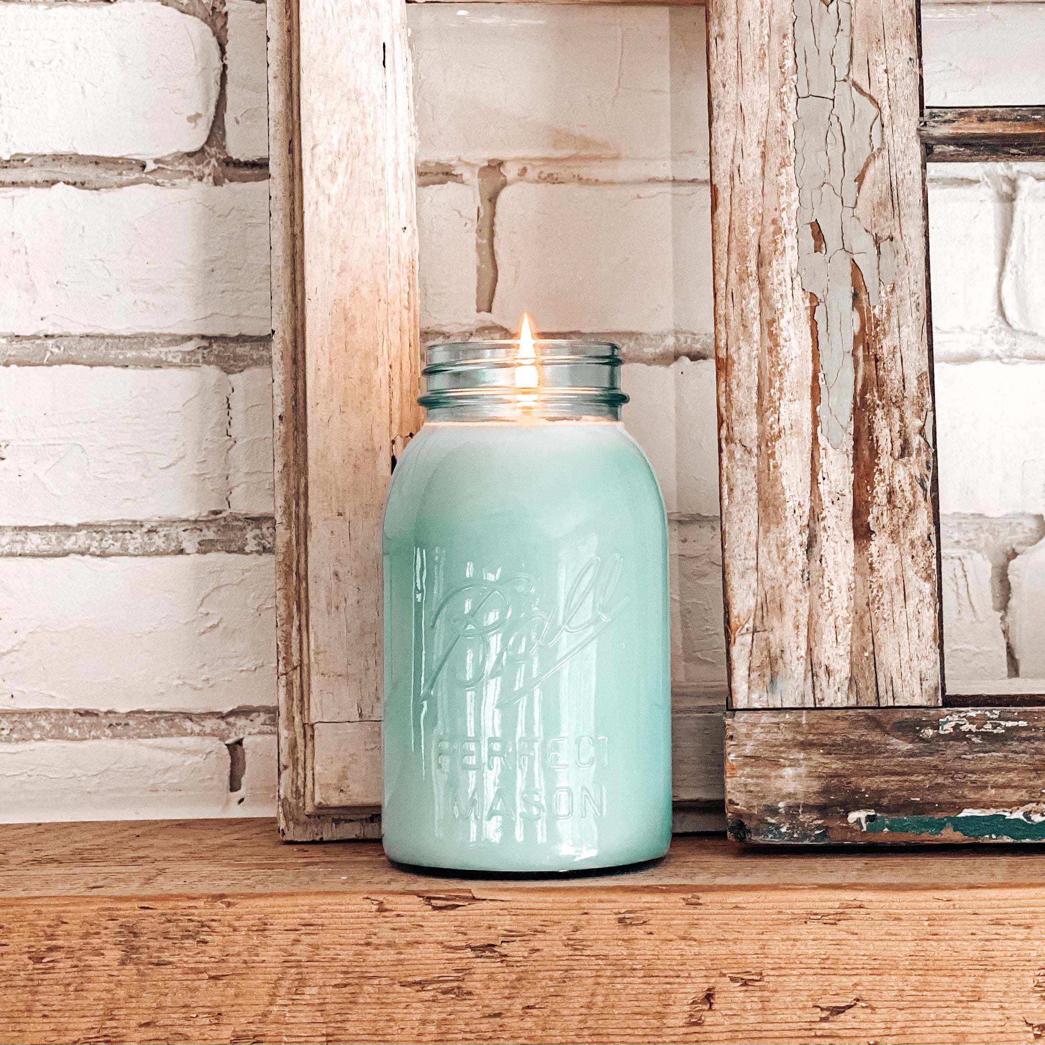 Aqua Vintage 32oz Mason Jar Candle